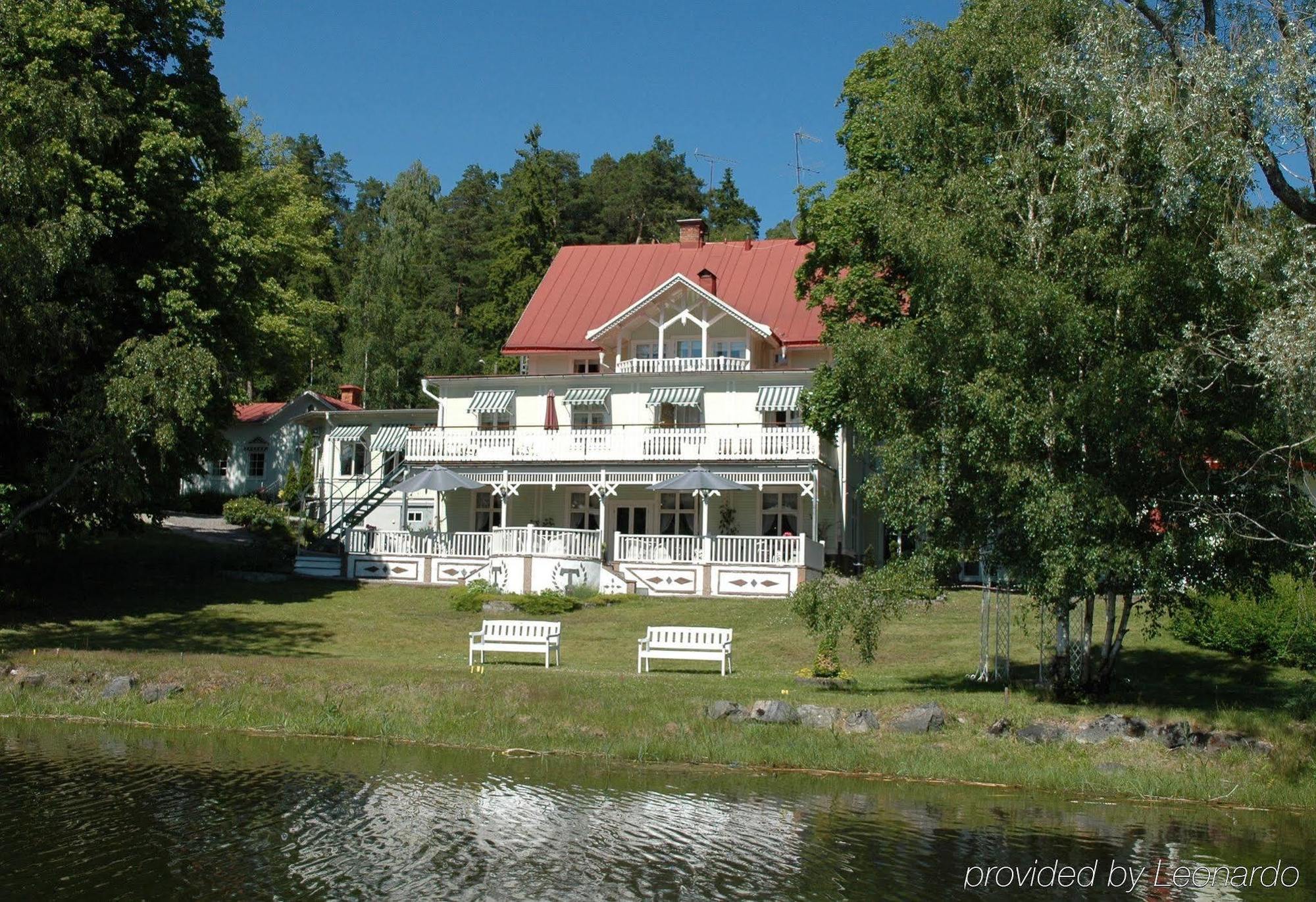 Hotell Torpa Pensionat - Sweden Hotels Södertälje Exterior foto