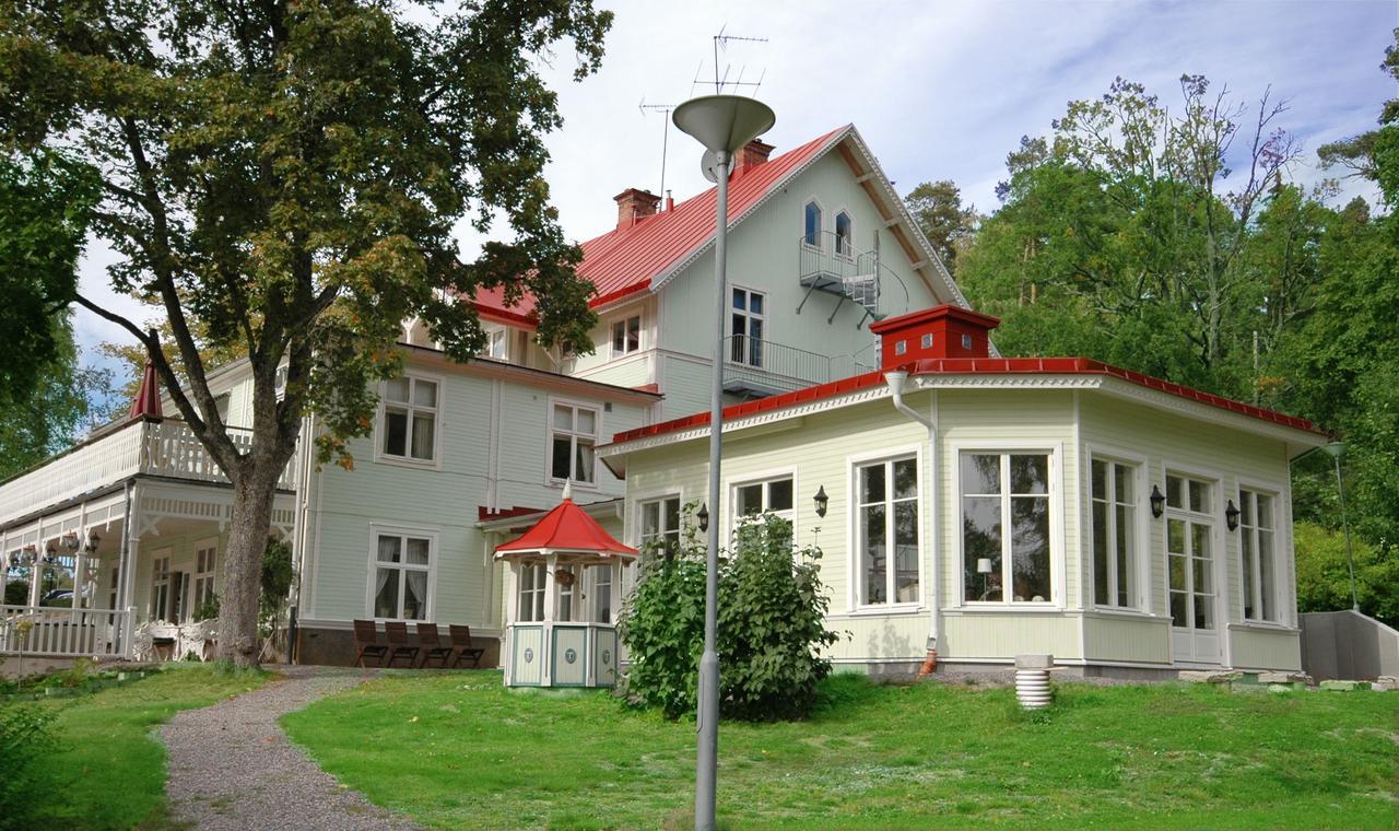 Hotell Torpa Pensionat - Sweden Hotels Södertälje Exterior foto