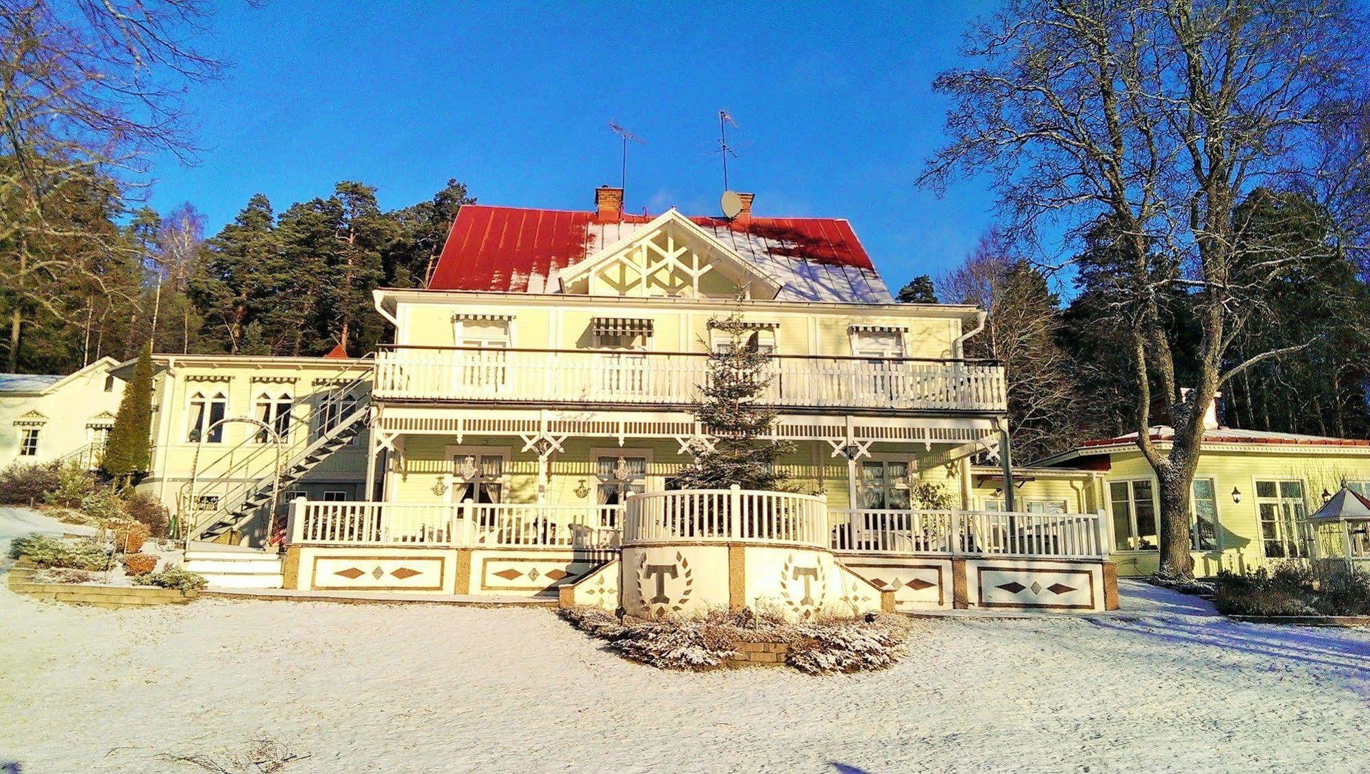 Hotell Torpa Pensionat - Sweden Hotels Södertälje Exterior foto